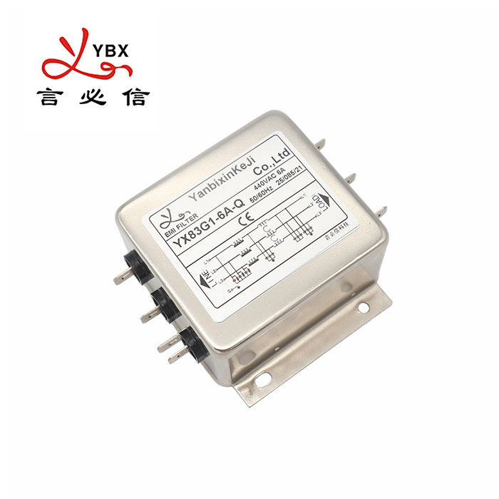 YX83G1-6A เครื่องกรอง 3 ขั้นตอน การติดตั้งเร็วปลายทางออก เครื่องกรอง EMI 10A สําหรับเครื่องแปลง